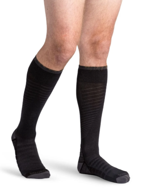 Sigvaris 432 Motion Flow Tech Mens and Womens  20-30 mmHg Compression Knee High Sock - Image 5